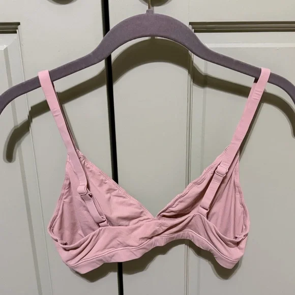 Skims Fits Everyone Triangle Bralette in Mica - Picture 5 of 6